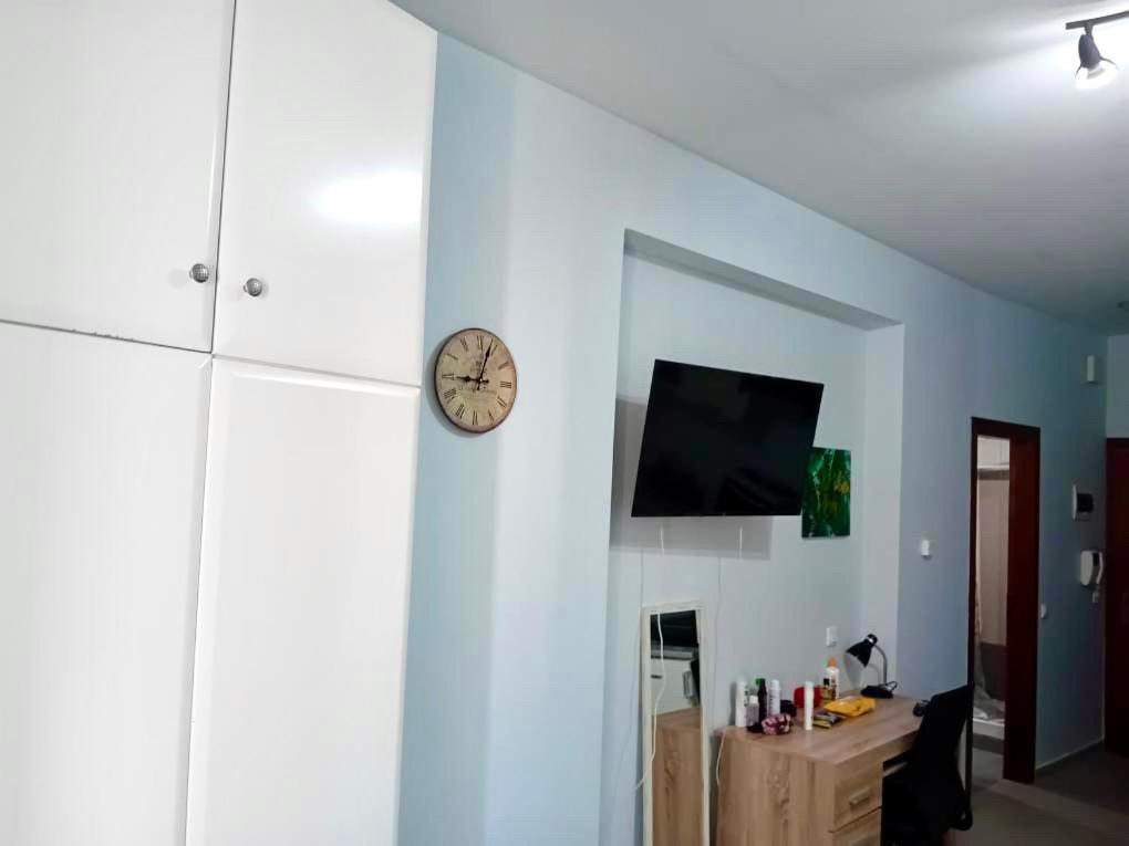 Scenario Studios كوموتيني المظهر الخارجي الصورة